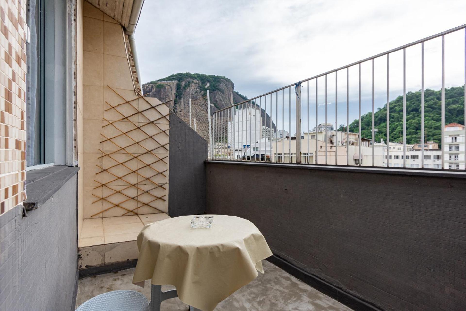 Simple Penthouse Copacabana * Rio de Janeiro